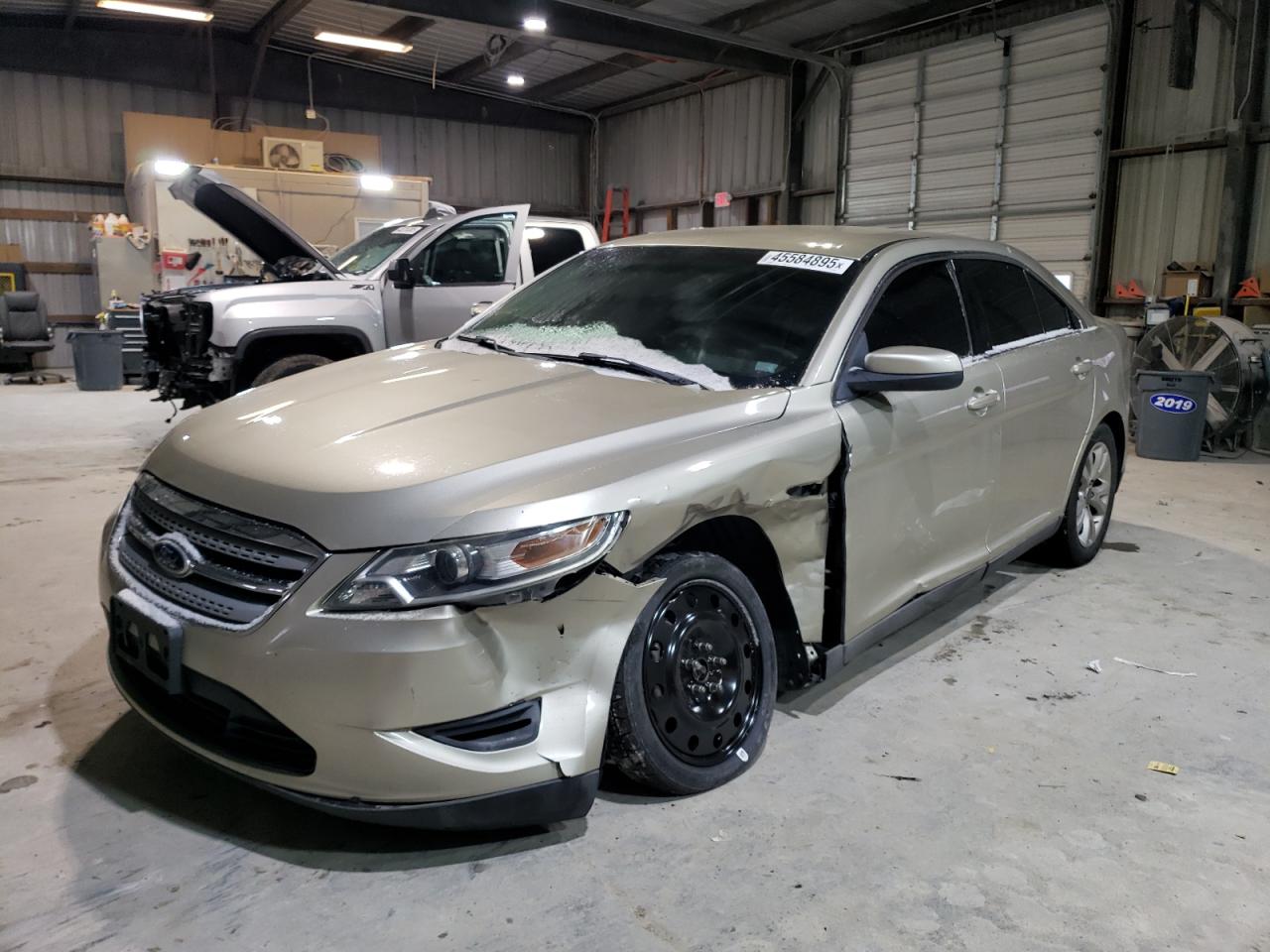 2011 Ford Taurus - Image 1