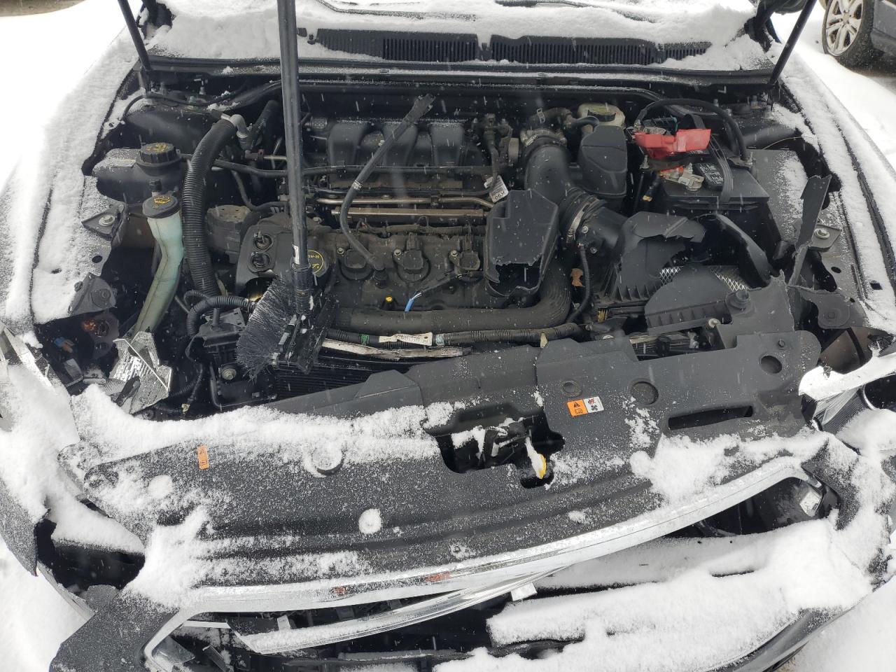 2015 Ford Taurus - Image 11