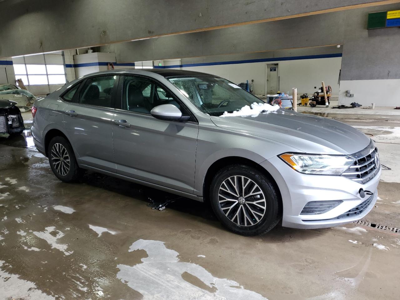 2021 Volkswagen Jetta - Image 4