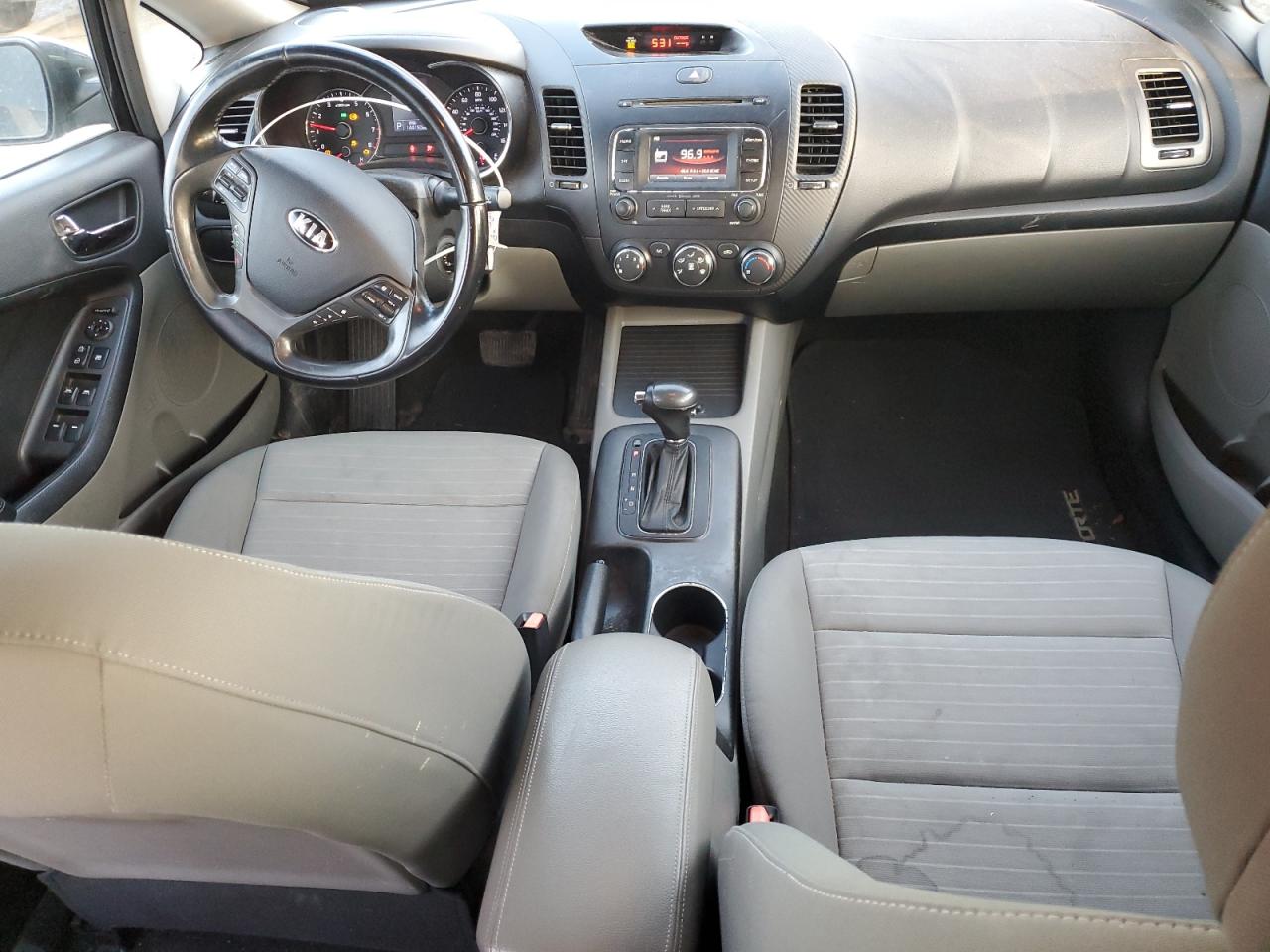 2014 Kia Forte - Image 8
