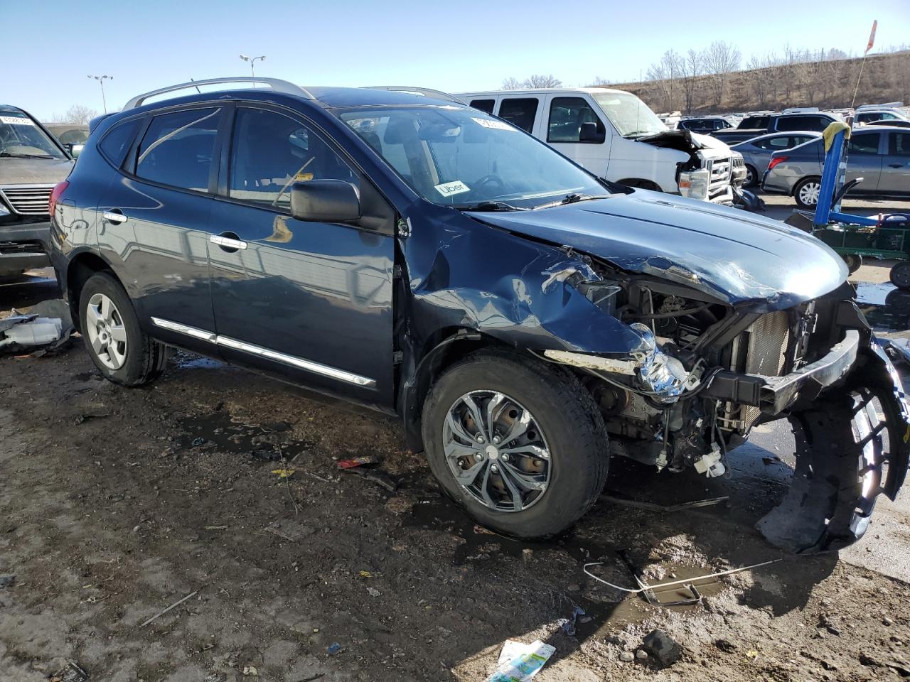 2015 Nissan Rogue - Image 4