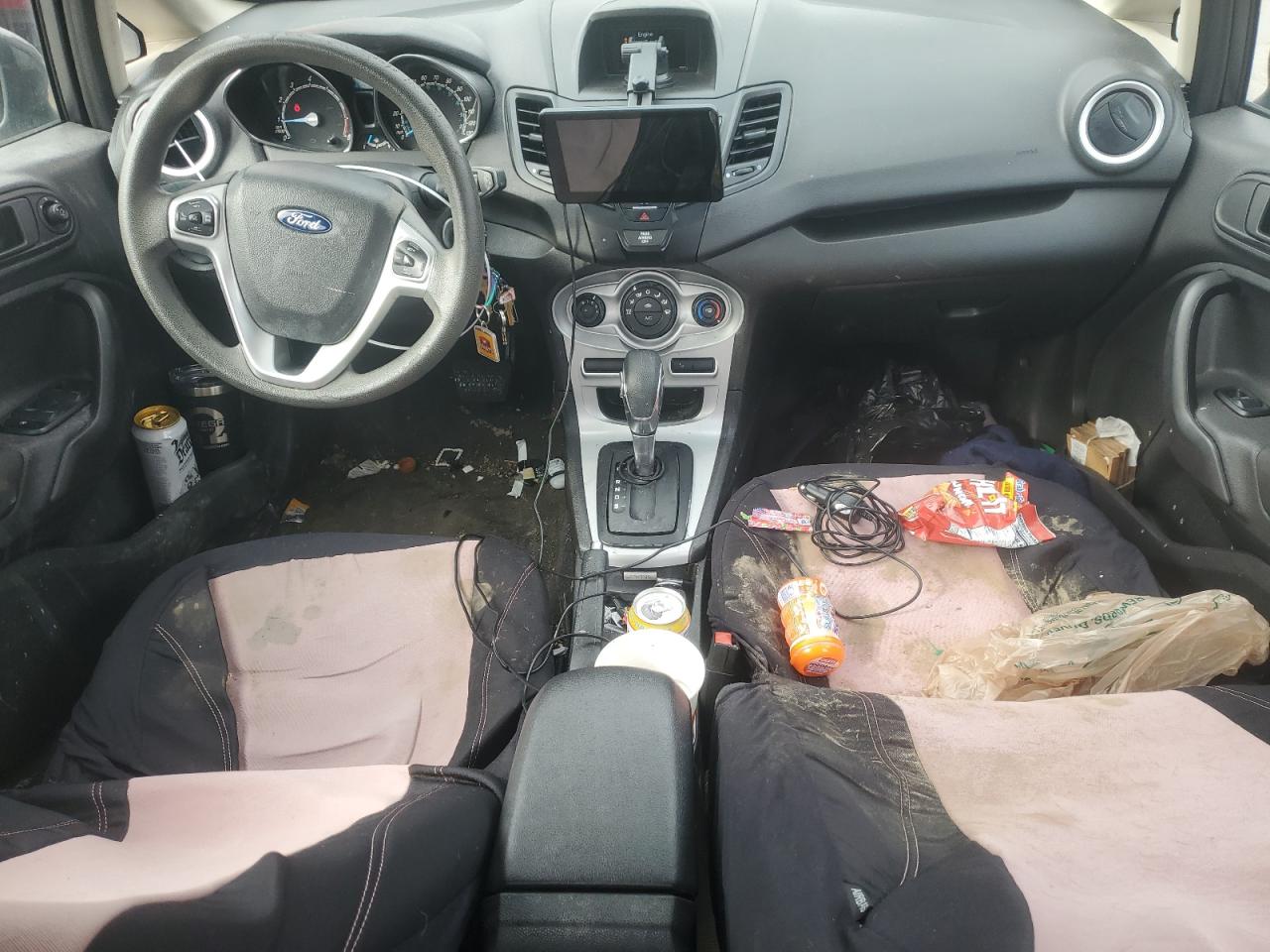 2018 Ford Fiesta - Image 8