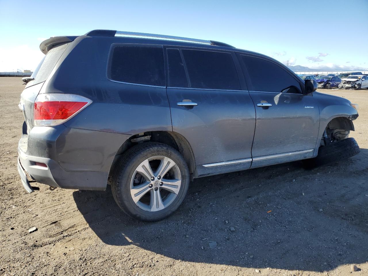 2012 Toyota Highlander - Image 3