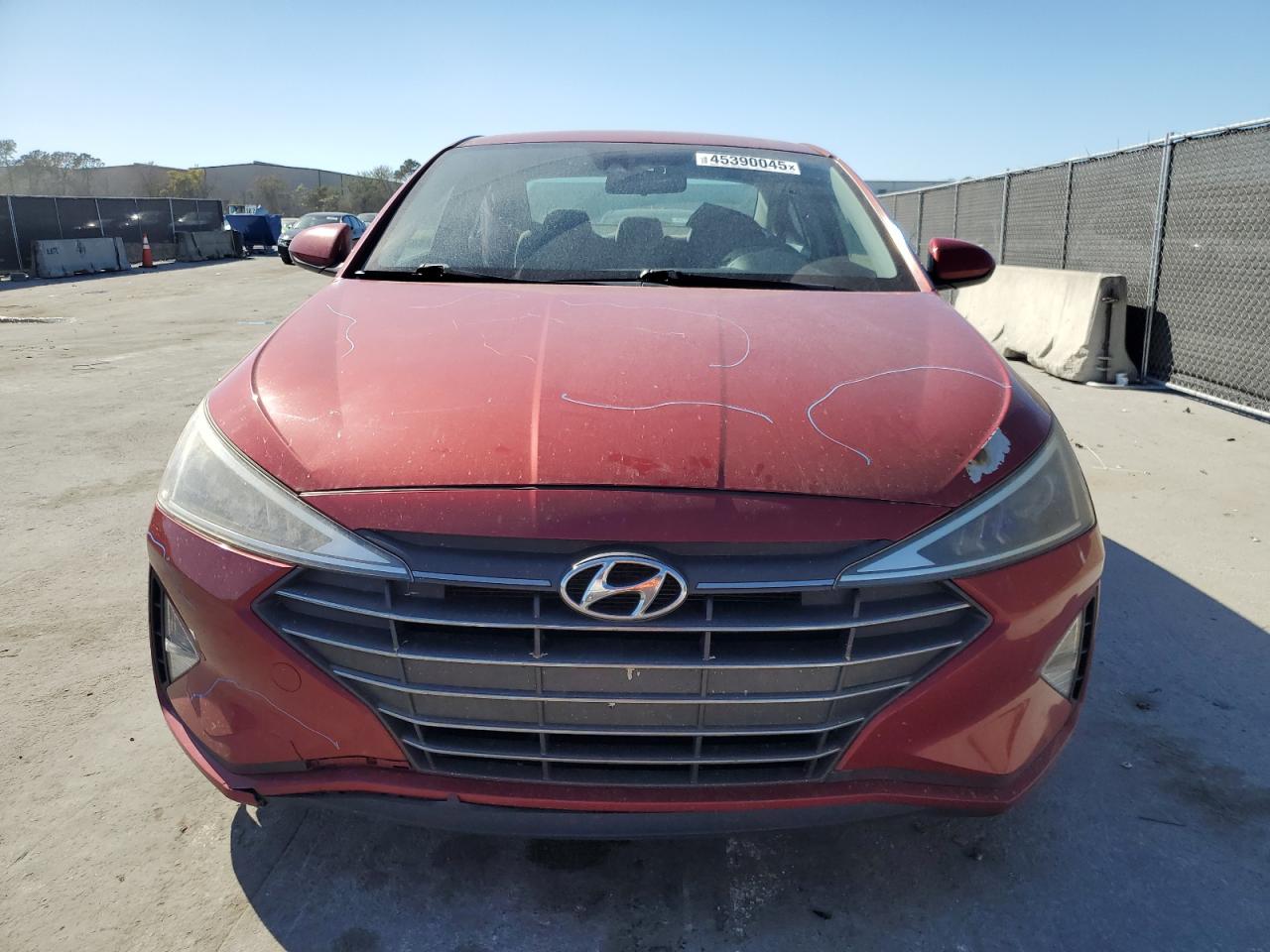 2019 Hyundai Elantra - Image 5
