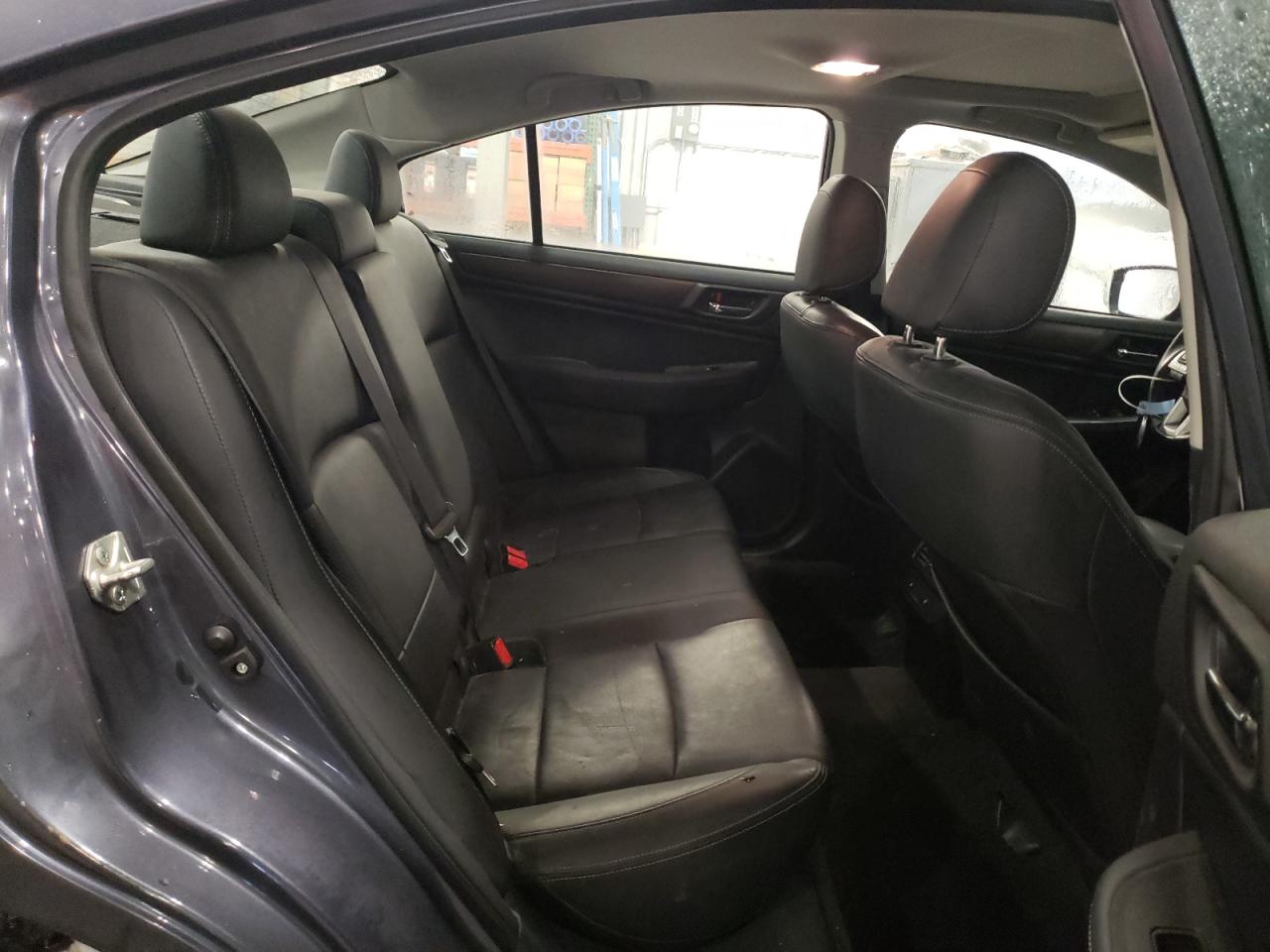 2015 Subaru Legacy - Image 10