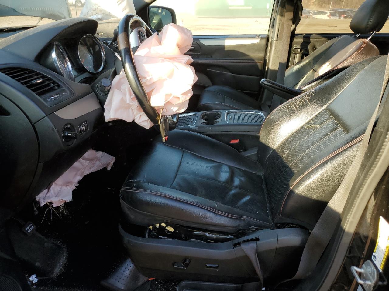 2016 Dodge Caravan - Image 7