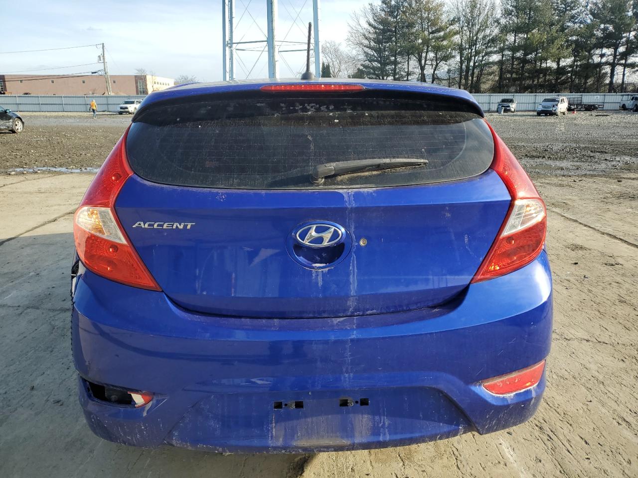 2013 Hyundai Accent - Image 6