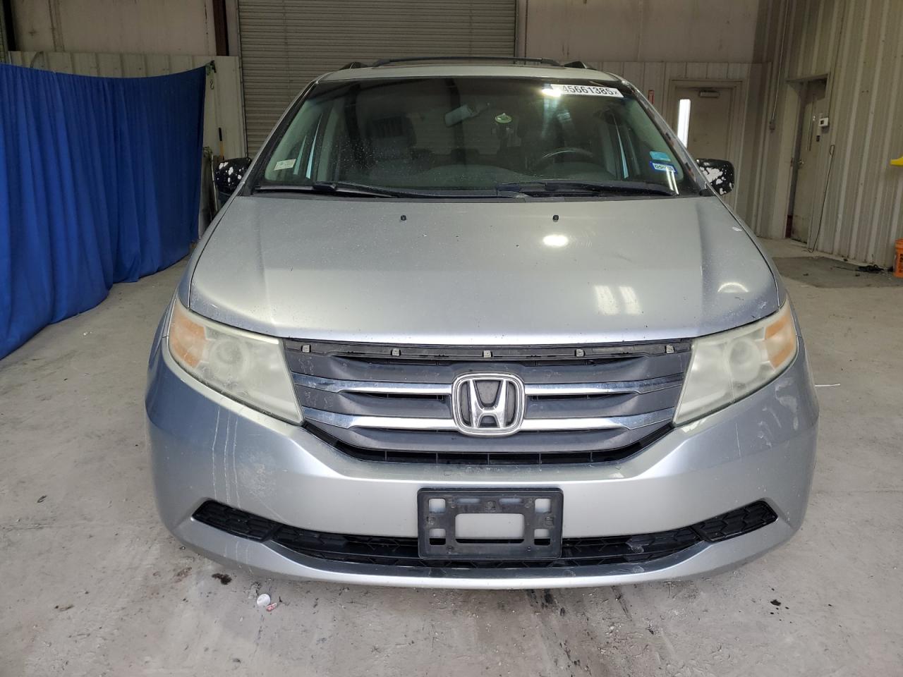 2011 Honda Odyssey - Image 5