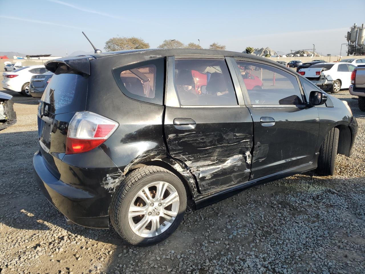 2011 Honda Fit - Image 3