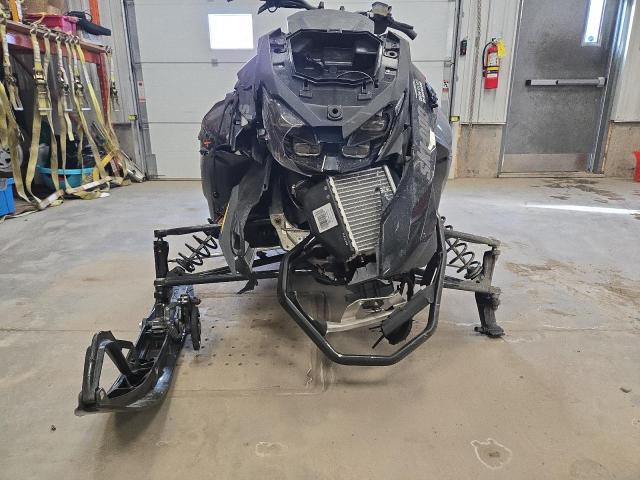 2024 SKIDOO RENEGADE