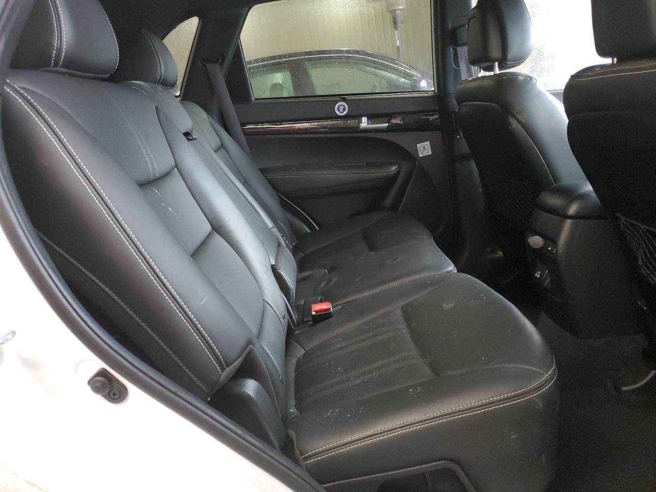 2014 Kia Sorento - Image 11