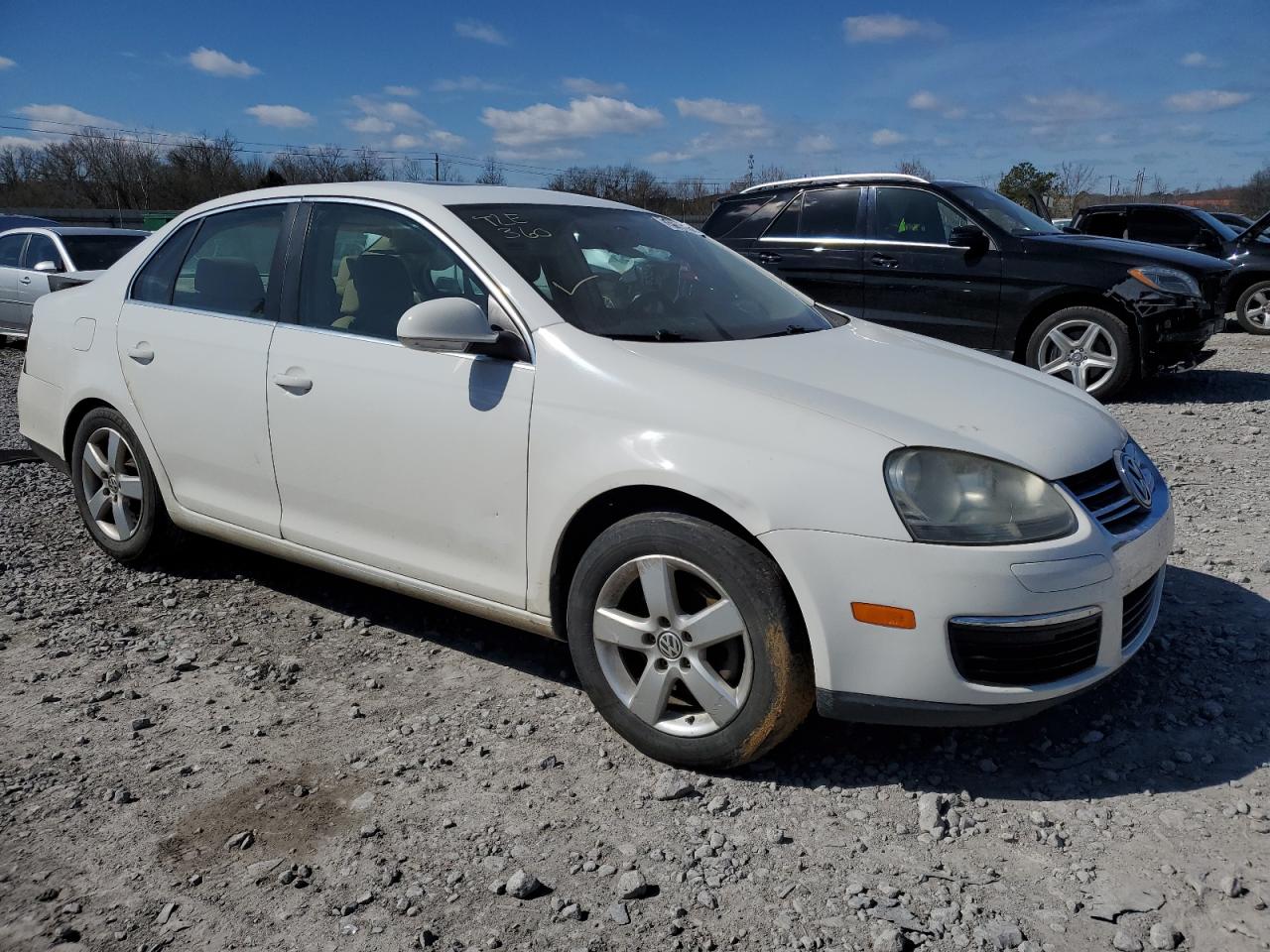 2009 Volkswagen Jetta - Image 4