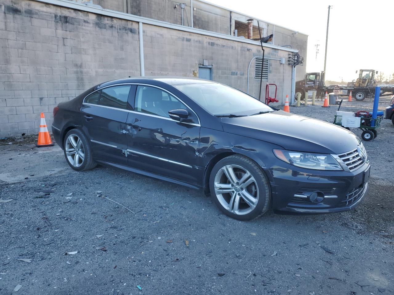 2014 Volkswagen Passat CC - Image 4