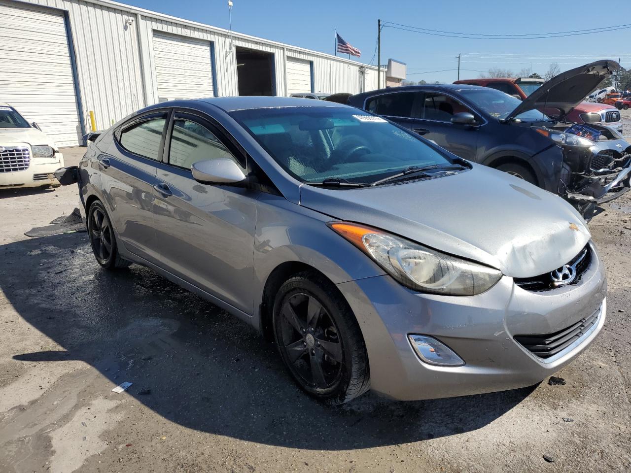 2013 Hyundai Elantra - Image 4