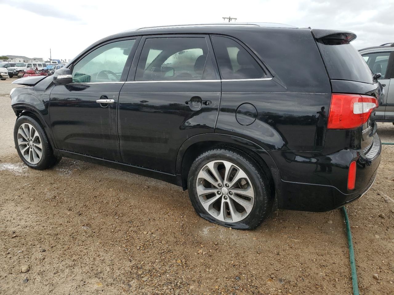 2015 Kia Sorento - Image 2