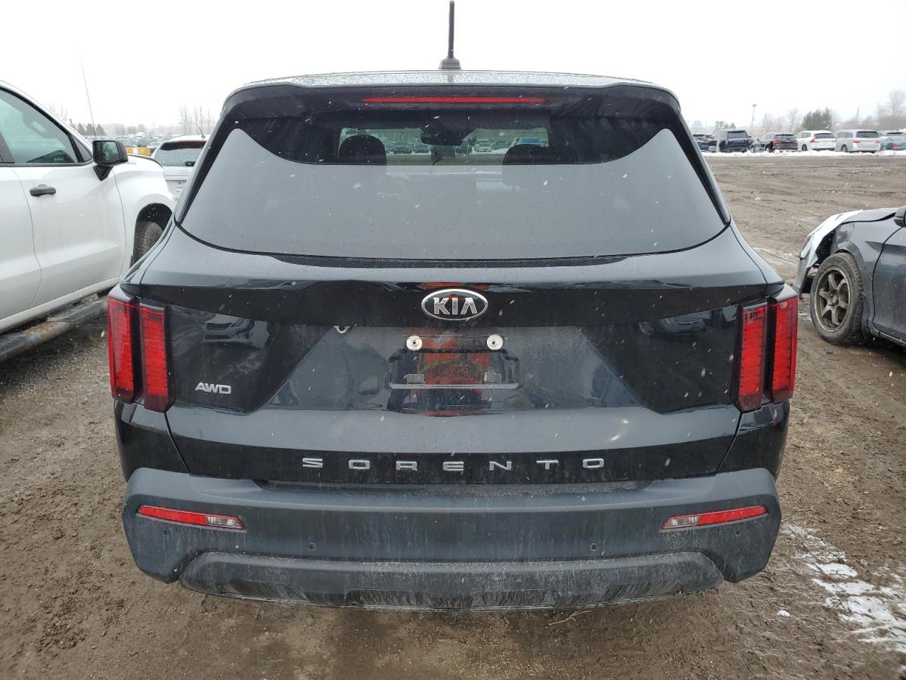 2021 Kia Sorento - Image 6