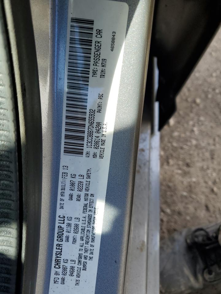 2013 Chrysler 200 - Image 12