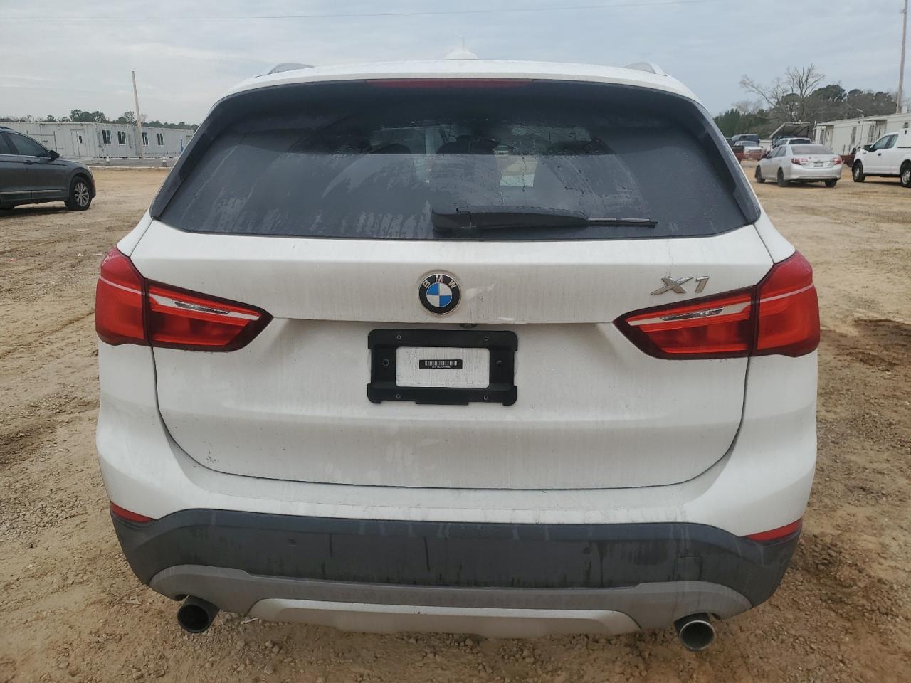 2016 BMW X1 - Image 6
