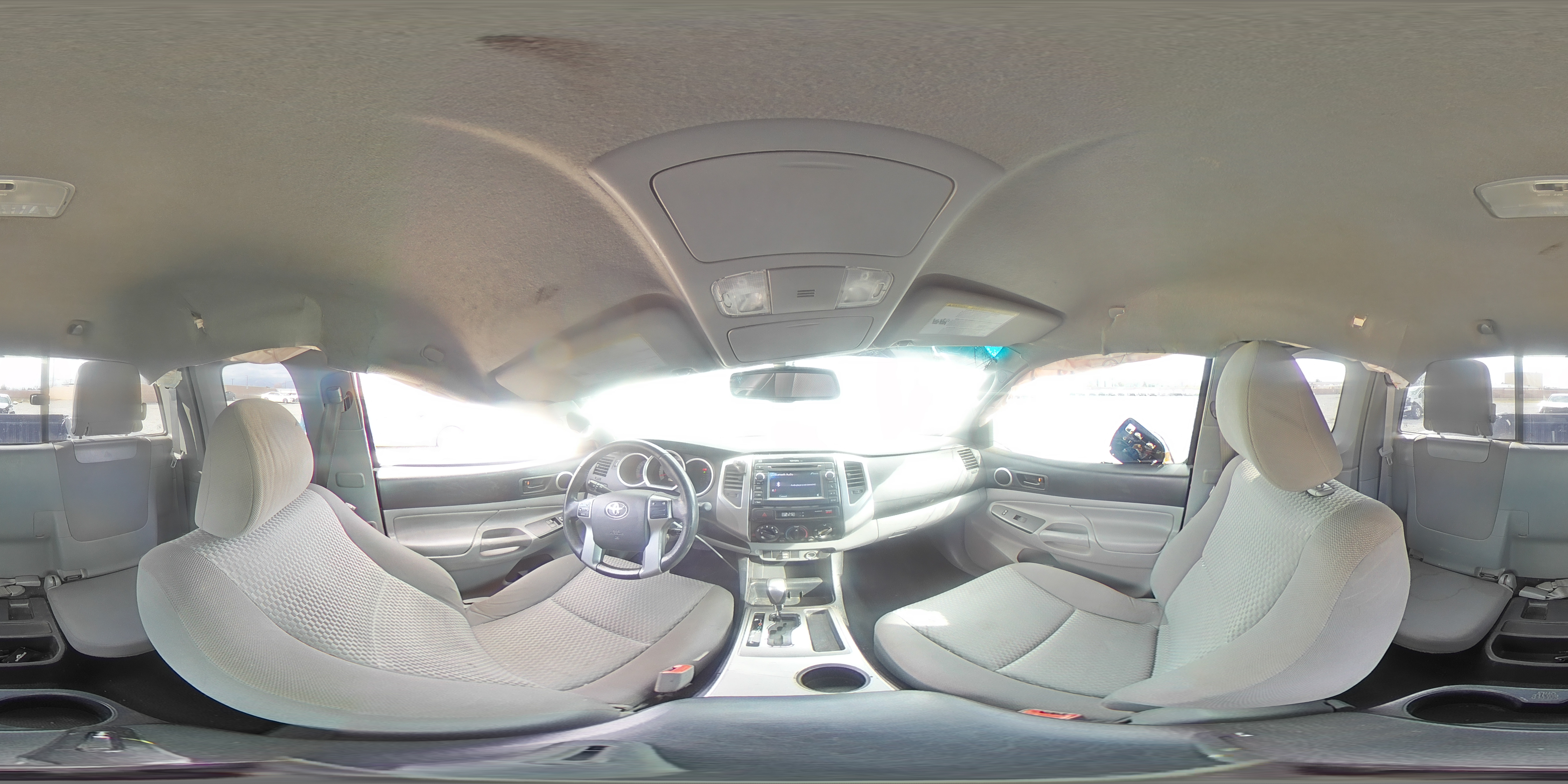 2013 Toyota Tacoma - Image 13