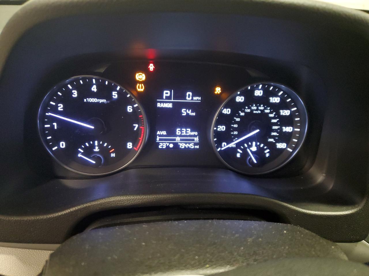 2017 Hyundai Elantra - Image 9