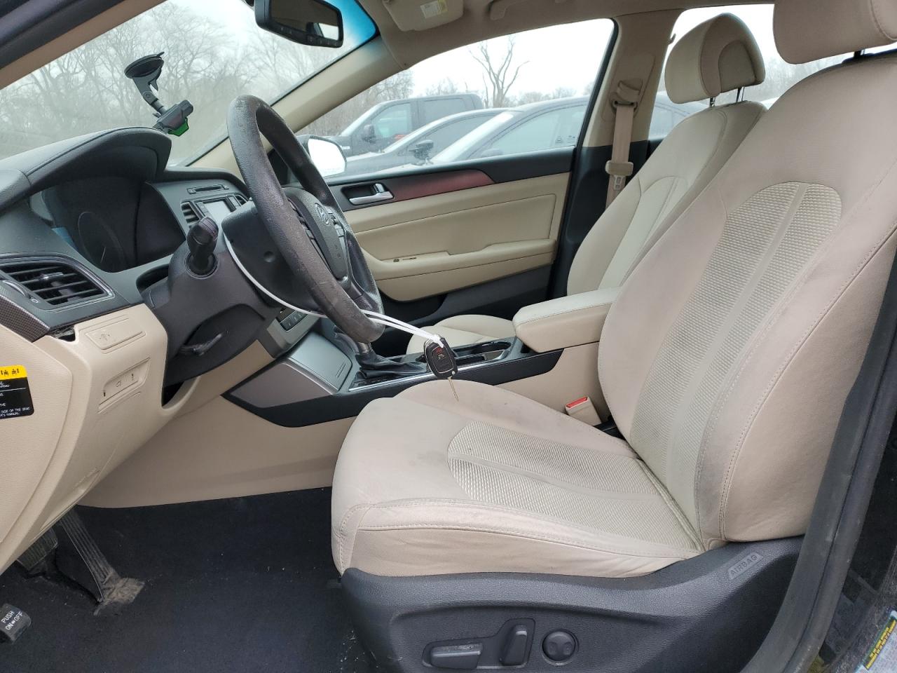 2015 Hyundai Sonata - Image 7
