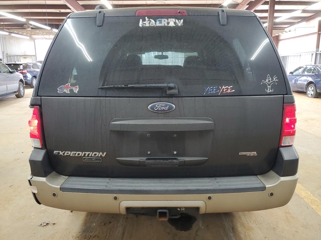 2005 Ford Expedition - Image 6