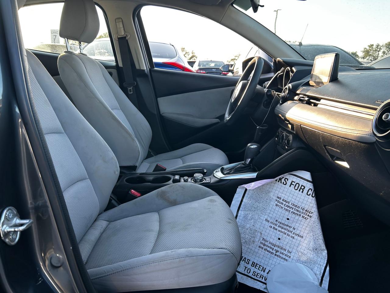 2019 Toyota Yaris - Image 5
