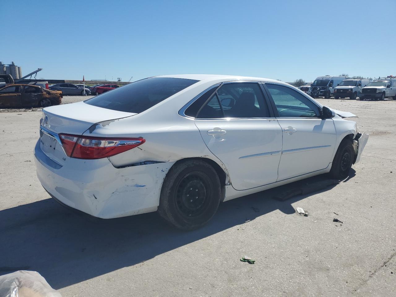2016 Toyota Camry - Image 3