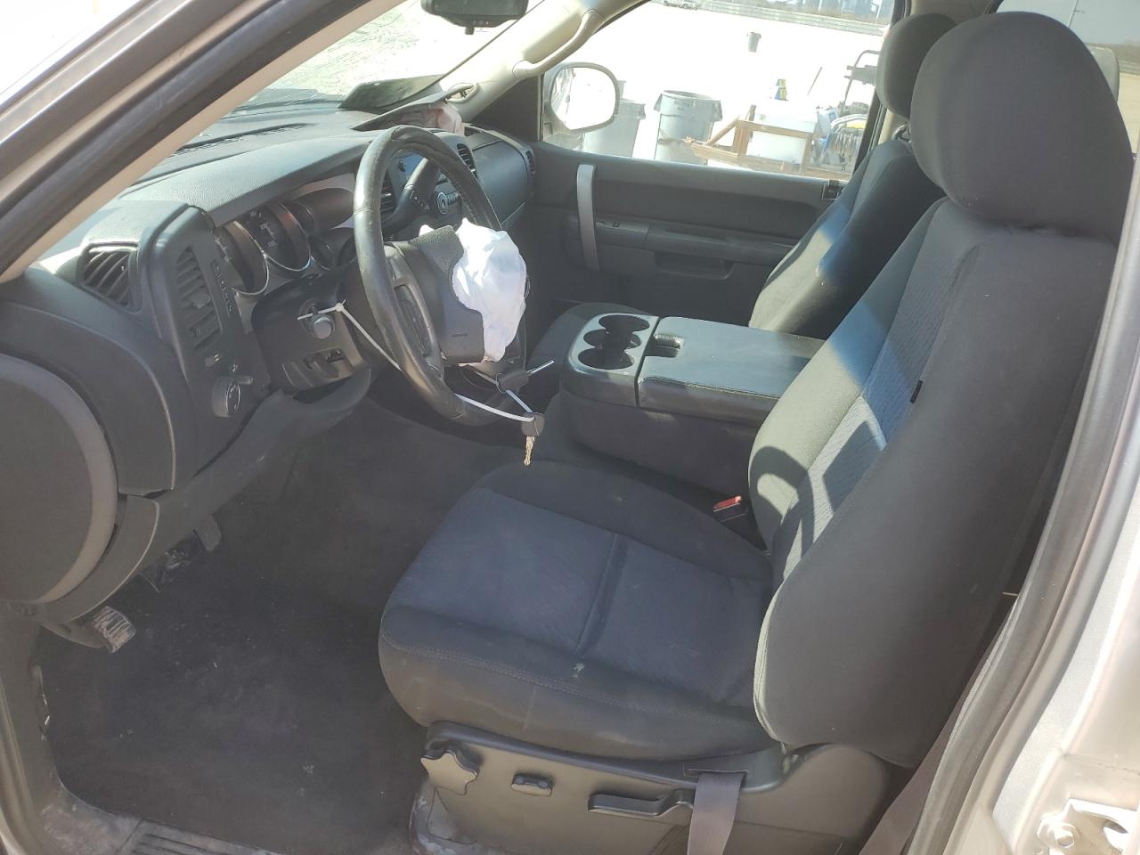 2011 Chevrolet Silverado - Image 7