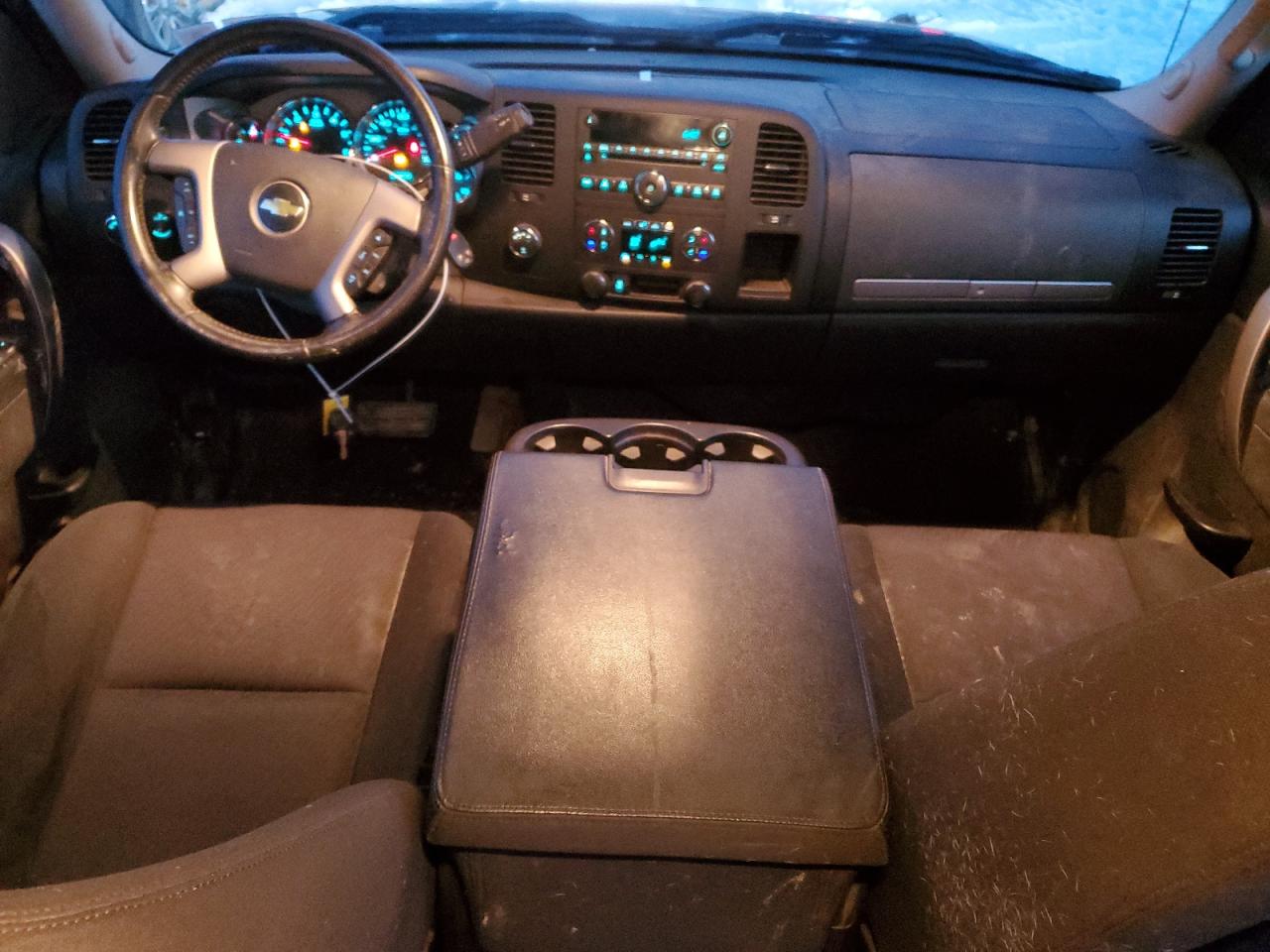 2012 Chevrolet Silverado - Image 8