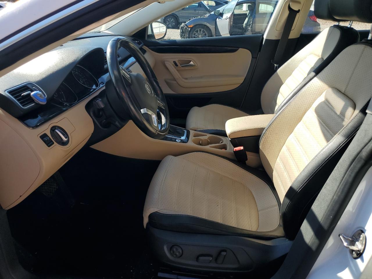 2016 Volkswagen Passat CC - Image 7