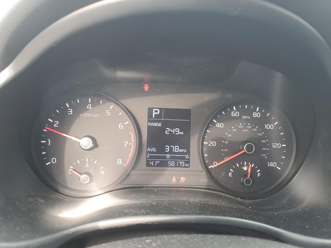 2022 Kia Rio - Image 9