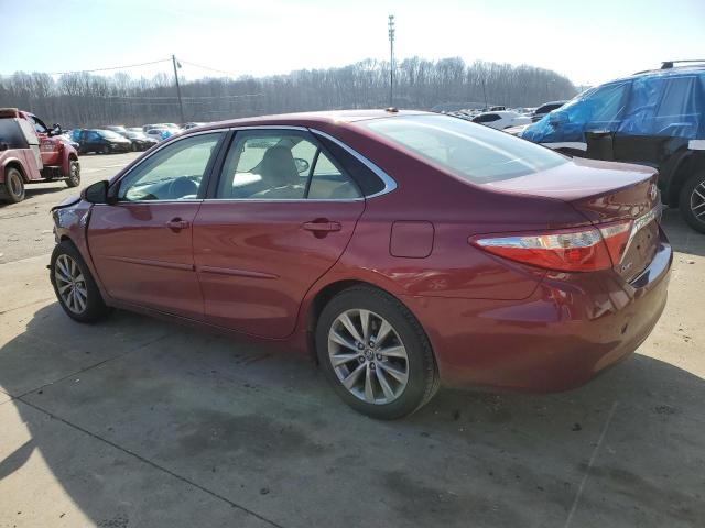  TOYOTA CAMRY 2017 Czerwony