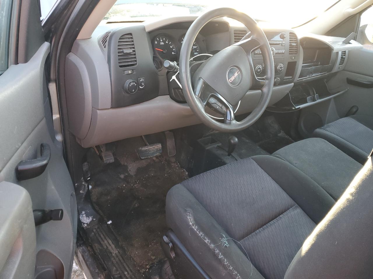 2012 GMC Sierra - Image 8