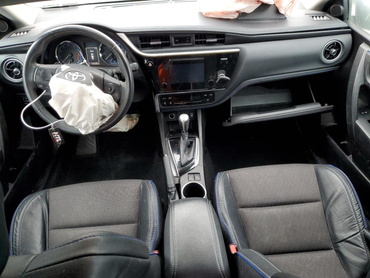 2017 Toyota Corolla - Image 8