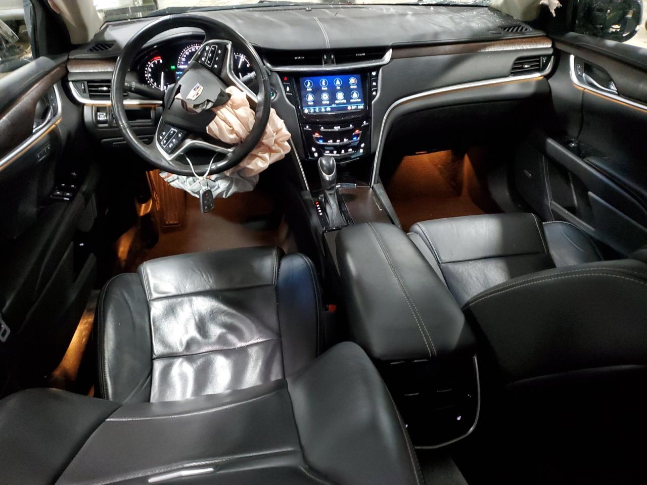2019 Cadillac XTS - Image 8