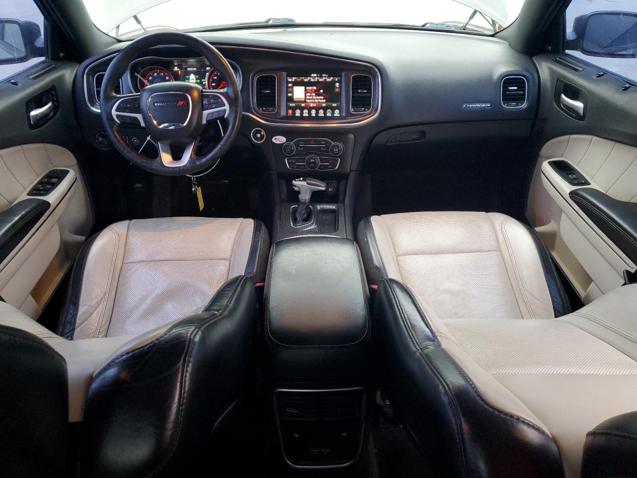 2017 Dodge Charger - Image 8