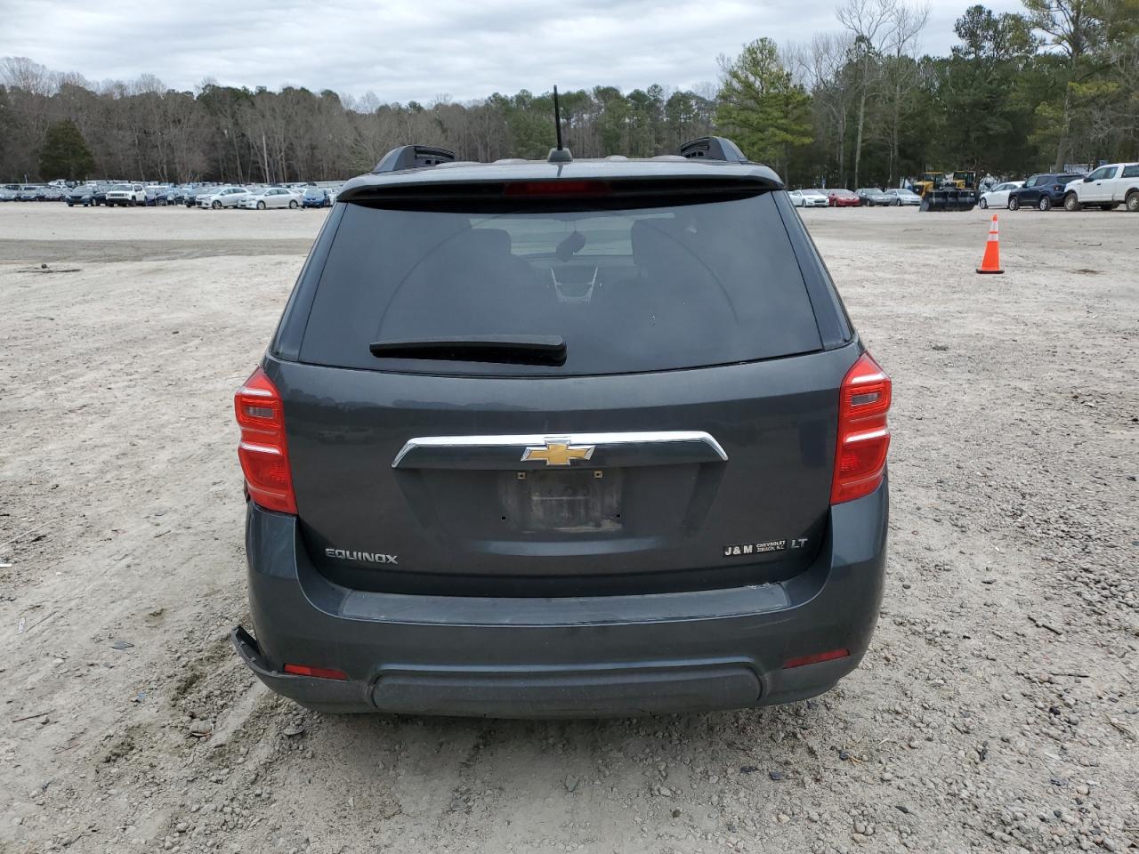 2017 Chevrolet Equinox - Image 6