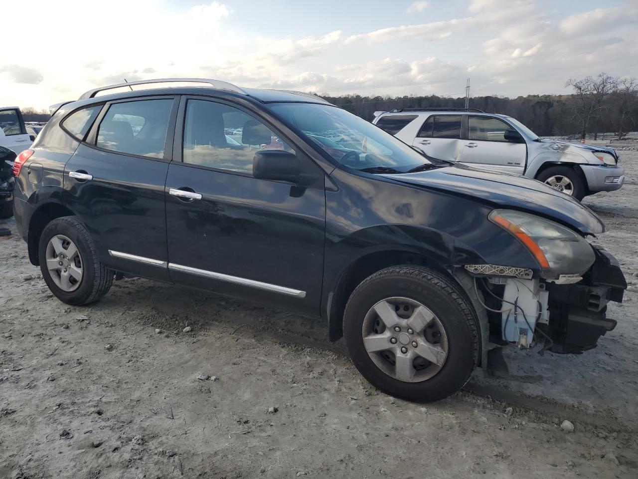 2014 Nissan Rogue - Image 4