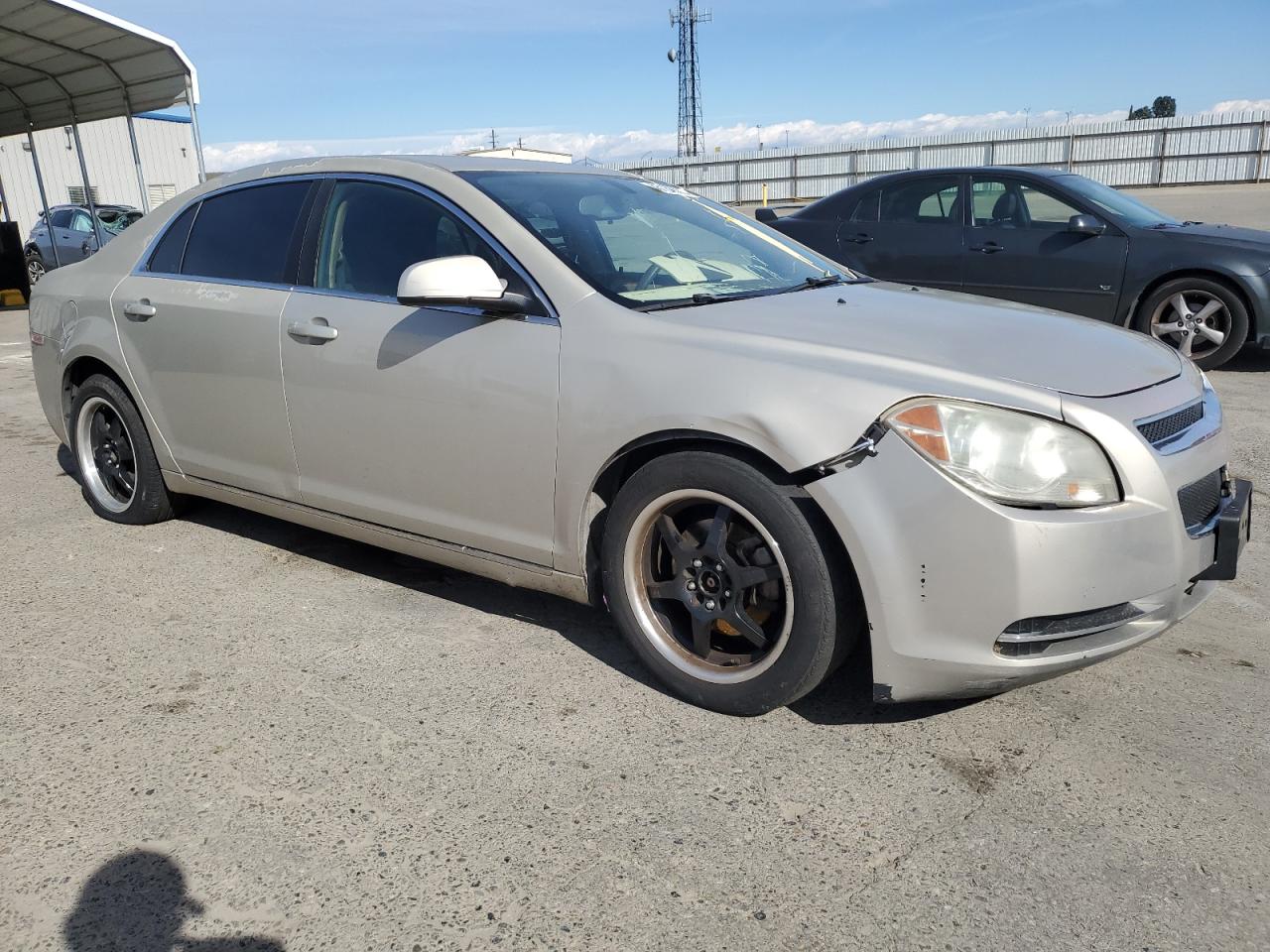 2011 Chevrolet Malibu - Image 4