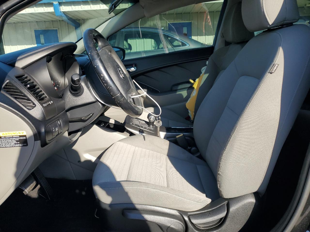 2016 Kia Forte - Image 7