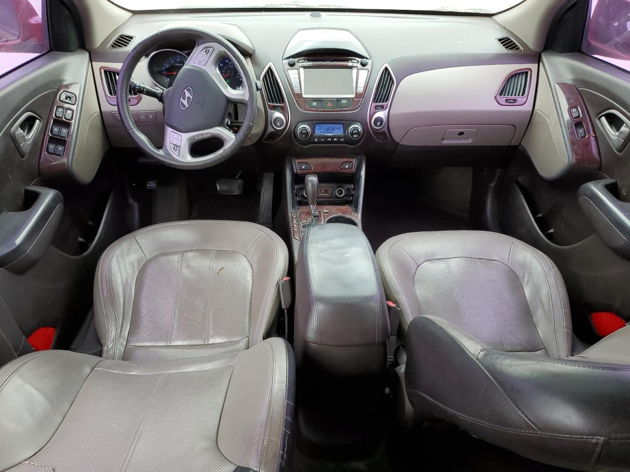2012 Hyundai Tucson - Image 8