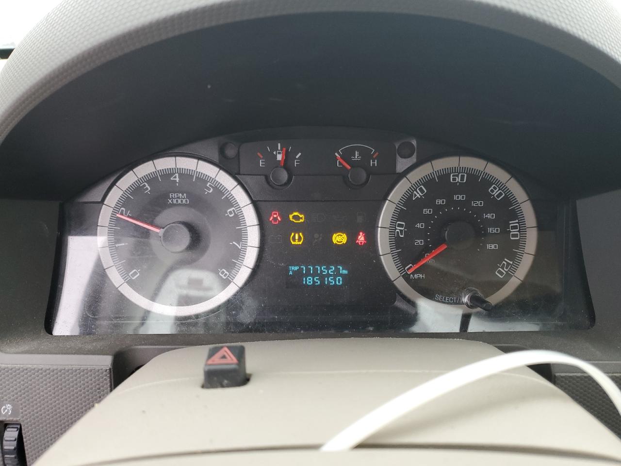 2008 Ford Escape - Image 9