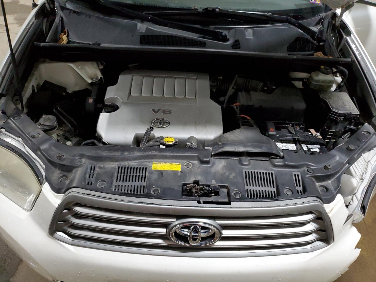 2008 Toyota Highlander - Image 12