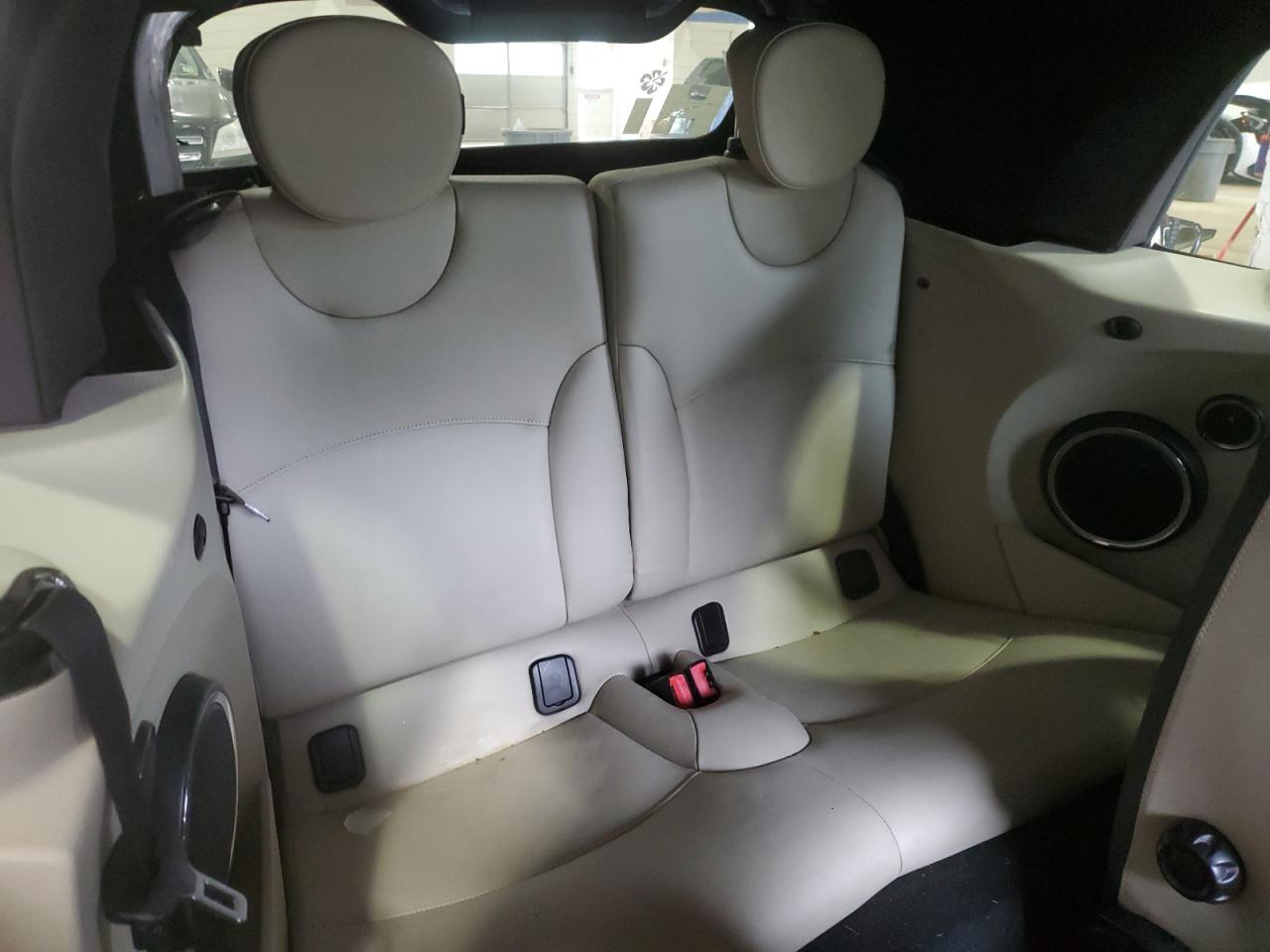 2011 MINI Cooper - Image 10