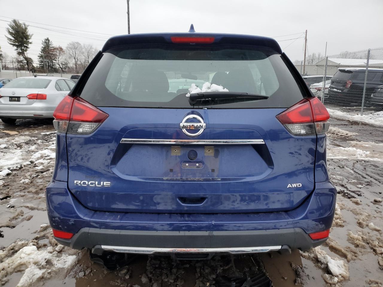 2018 Nissan Rogue - Image 6
