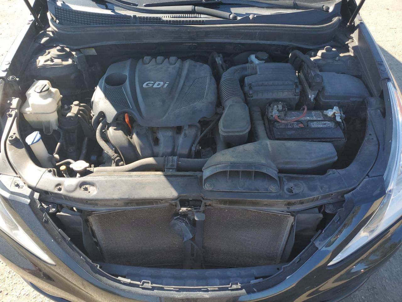2013 Hyundai Sonata - Image 11