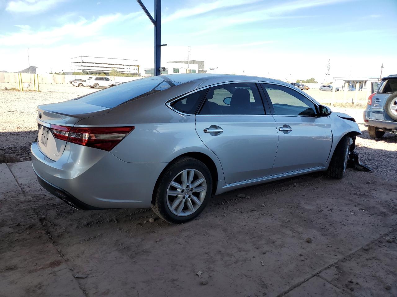 2014 Toyota Avalon - Image 3