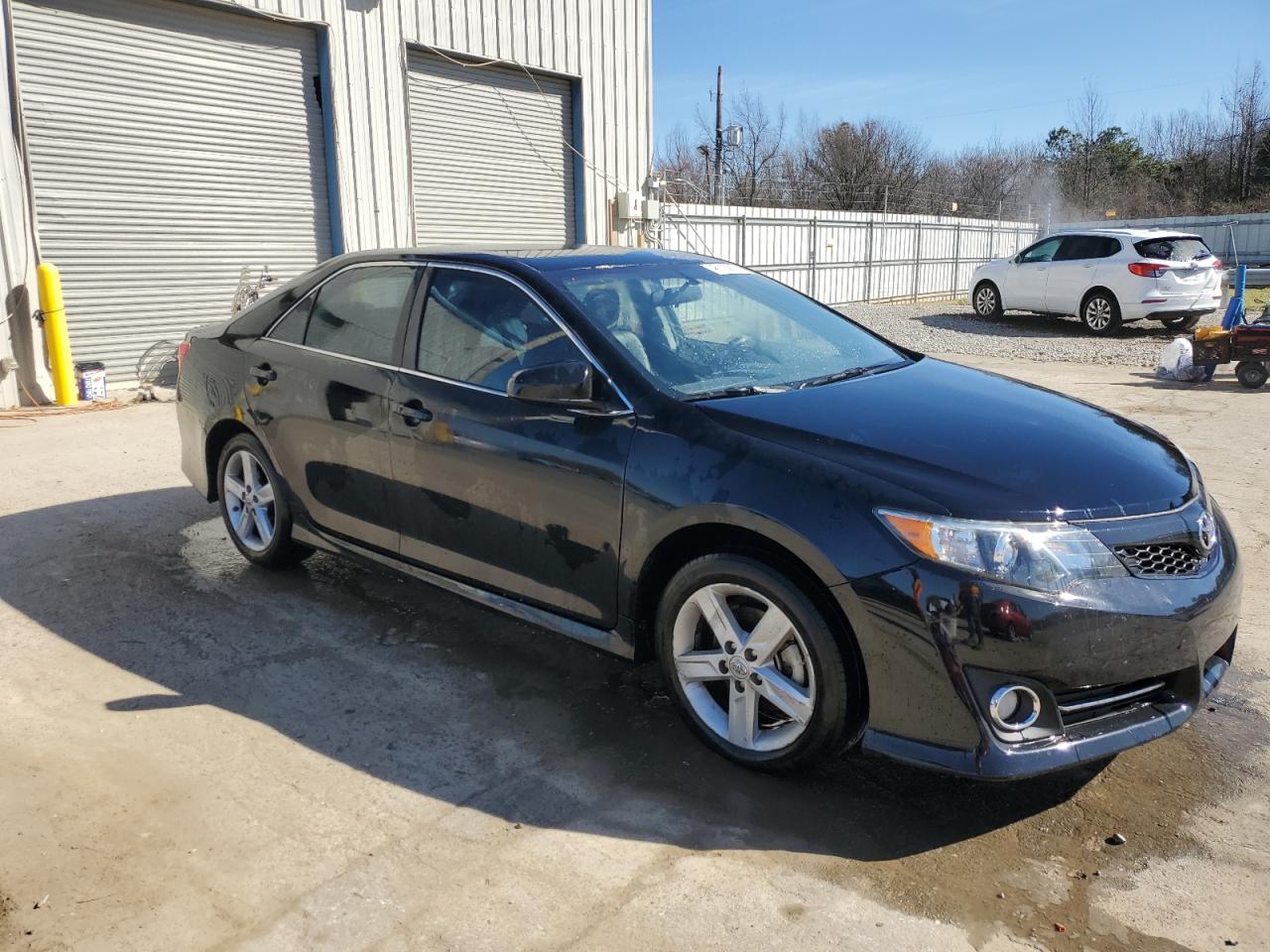 2012 Toyota Camry - Image 4