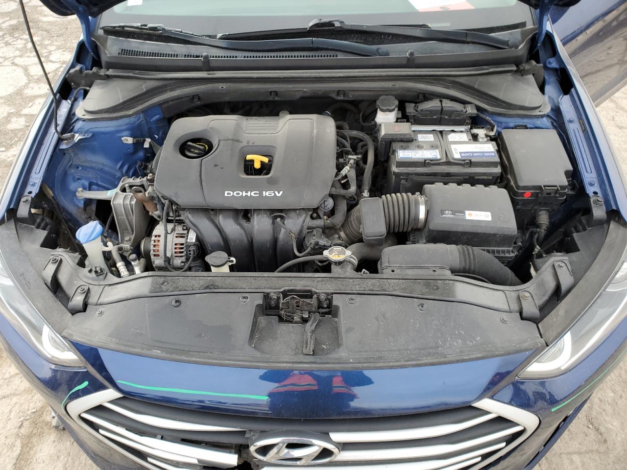 2018 Hyundai Elantra - Image 11